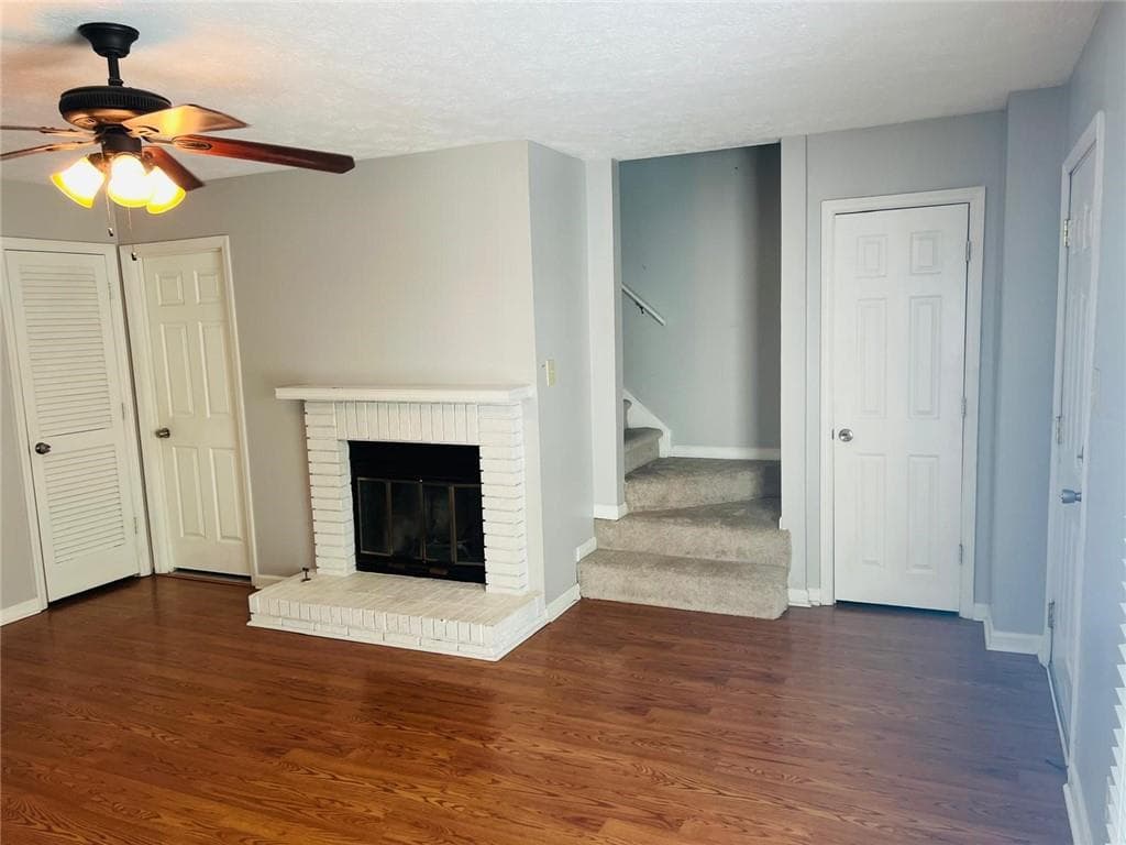 2 bedroom, 3 bathroom, 1,240 sq ft townhouse for rent at 252 mill creek Pl, Roswell, GA 30076 for $1,775 a month — photo 5
