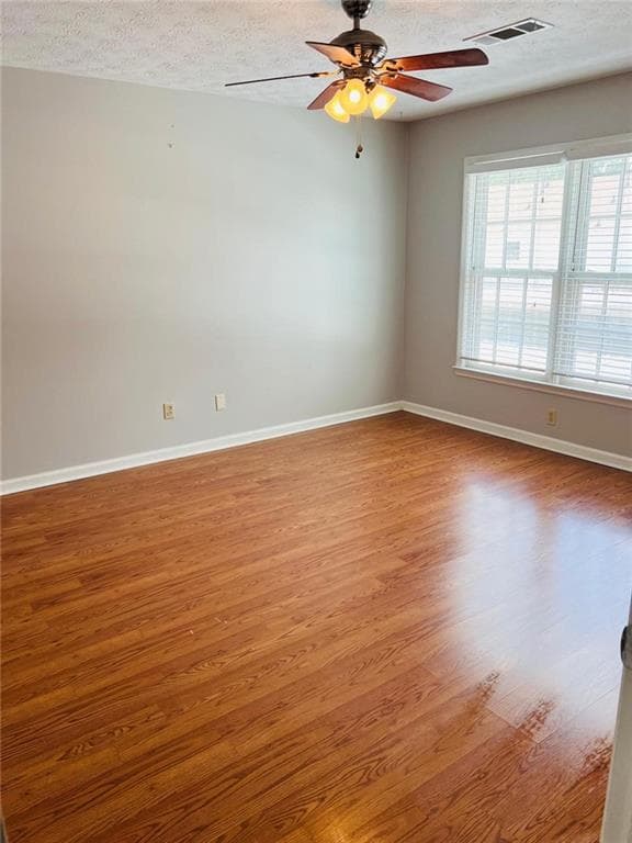 2 bedroom, 3 bathroom, 1,240 sq ft townhouse for rent at 252 mill creek Pl, Roswell, GA 30076 for $1,775 a month — photo 9
