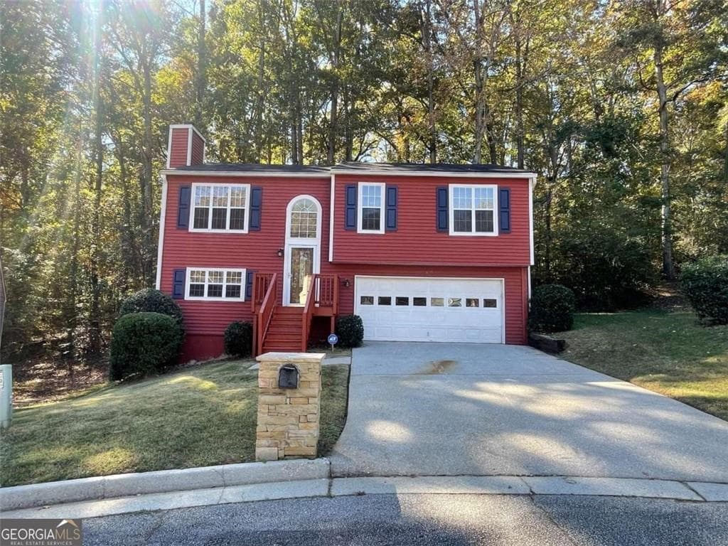 4 bedroom, 3 bathroom, 2,160 sq ft single family residence for rent at 3015 Cascade Manor Drive, Decatur, GA 30034 for $1,995 a month