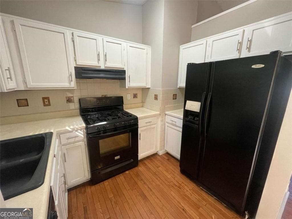 4 bedroom, 3 bathroom, 2,160 sq ft single family residence for rent at 3015 Cascade Manor Drive, Decatur, GA 30034 for $1,995 a month — photo 2