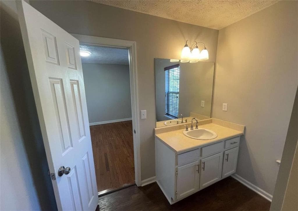 4 bedroom, 3 bathroom, 2,160 sq ft single family residence for rent at 3015 Cascade Manor Drive, Decatur, GA 30034 for $1,995 a month — photo 5