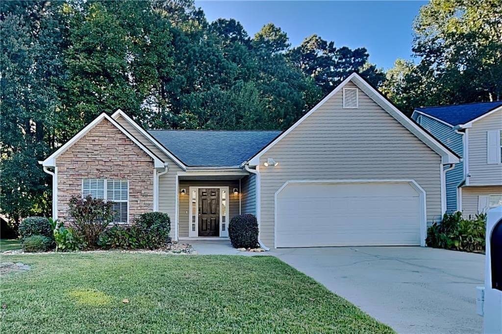 3 bedroom, 2 bathroom, 1,353 sq ft single family residence for rent at 3605 Clubside Walk, Kennesaw, GA 30144 for $2,050 a month