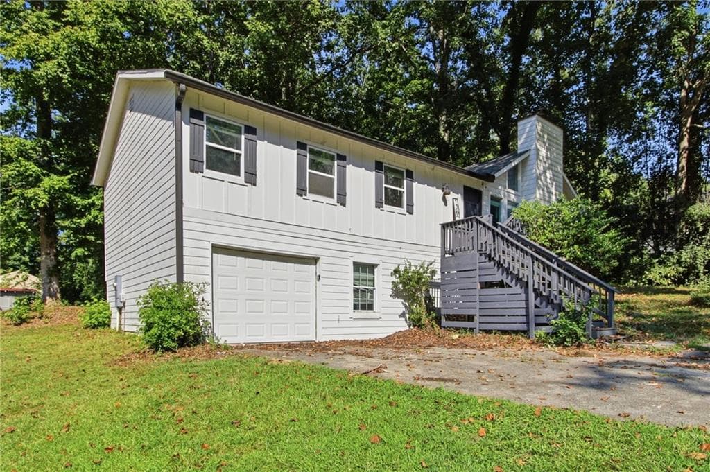 3 bedroom, 2 bathroom, 2,132 sq ft single family residence for sale at 1362 Natchez Trace, Marietta, GA 30008 — photo 2