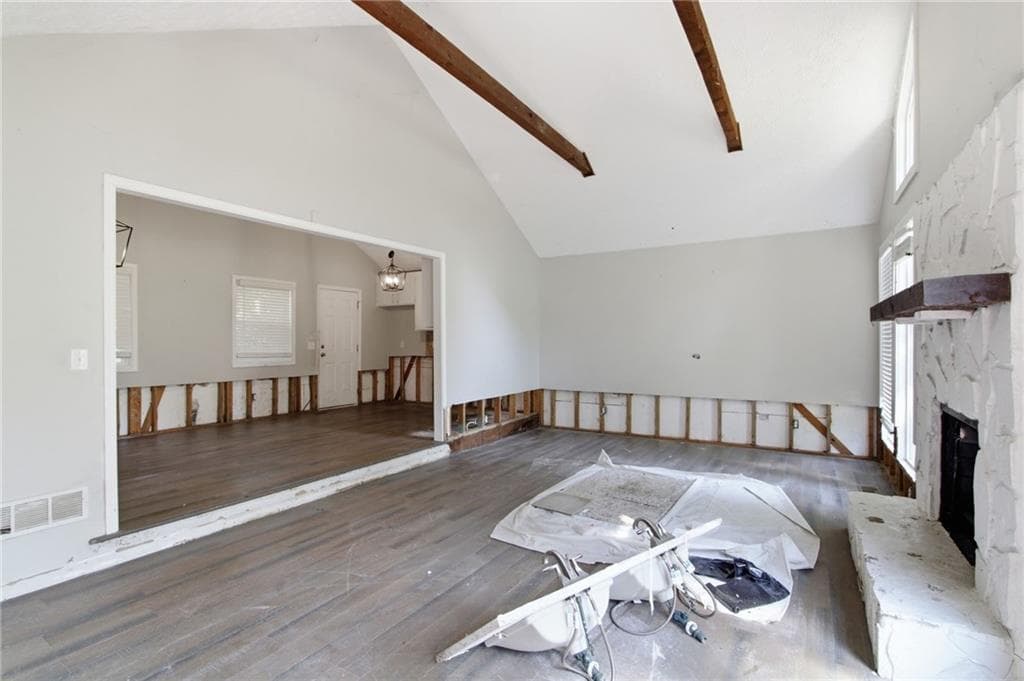 3 bedroom, 2 bathroom, 2,132 sq ft single family residence for sale at 1362 Natchez Trace, Marietta, GA 30008 — photo 3