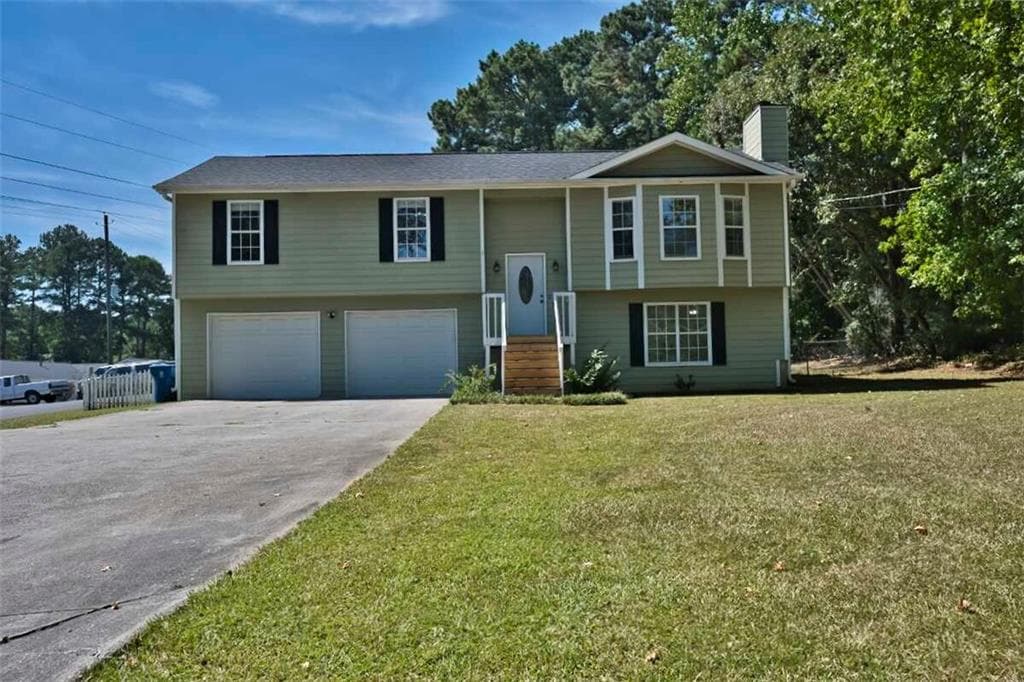 5 bedroom, 2 bathroom, 1,848 sq ft single family residence for sale at 928 Hi Hope Road, Lawrenceville, GA 30043