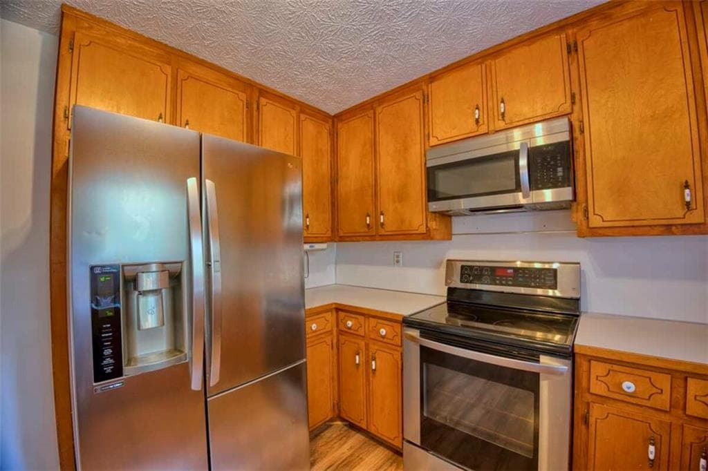 5 bedroom, 2 bathroom, 1,848 sq ft single family residence for sale at 928 Hi Hope Road, Lawrenceville, GA 30043 — photo 9