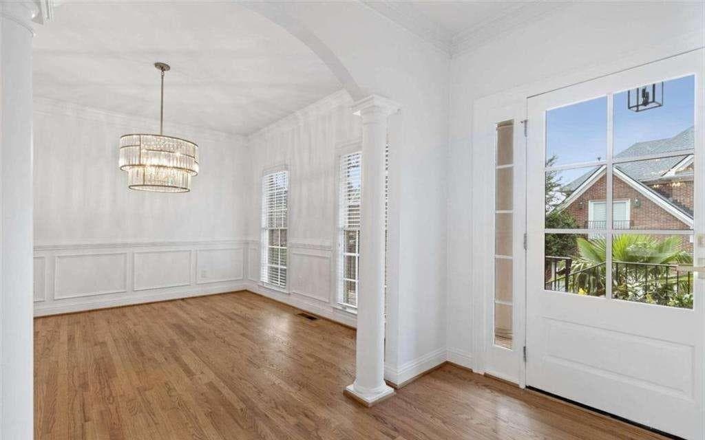 5 bedroom, 4 bathroom, 4,027 sq ft single family residence for rent at 1711 Summit Glen Lane, Atlanta, GA 30329 for $6,500 a month — photo 2