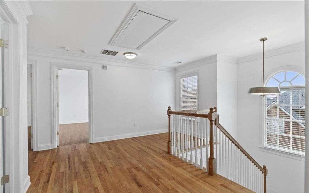 5 bedroom, 4 bathroom, 4,027 sq ft single family residence for rent at 1711 Summit Glen Lane, Atlanta, GA 30329 for $6,500 a month — photo 10