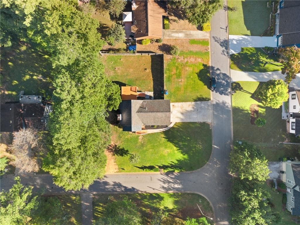 4 bedroom, 2 bathroom, 1,800 sq ft single family residence for sale at 3021 Fetlock Drive, Marietta, GA 30064 — photo 6