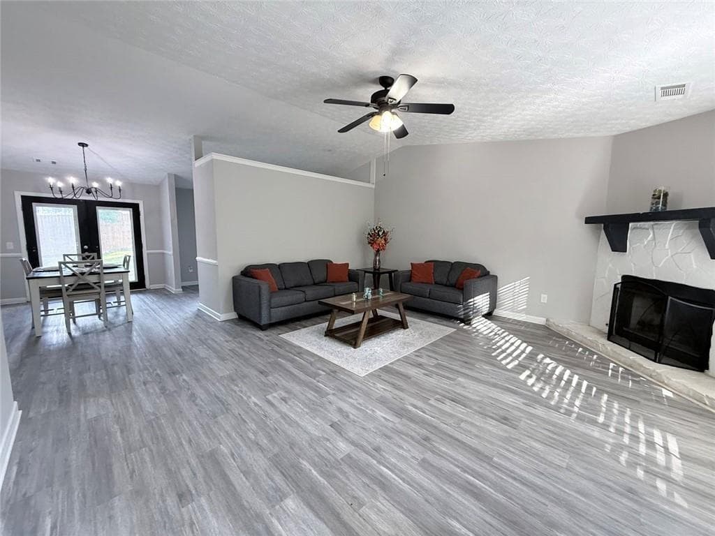 3 bedroom, 2 bathroom, 1,372 sq ft single family residence for sale at 5285 Sugar Crest Drive, Sugar Hill, GA 30518 — photo 5