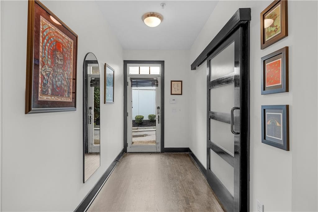1 bedroom, 1 bathroom, 1,031 sq ft condominium for rent at 1300 Dekalb Avenue 711, Atlanta, GA 30307 for $2,000 a month — photo 2