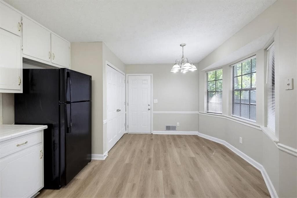 3 bedroom, 2 bathroom, 1,116 sq ft single family residence for sale at 2503 Hewatt Road, Snellville, GA 30039 — photo 8