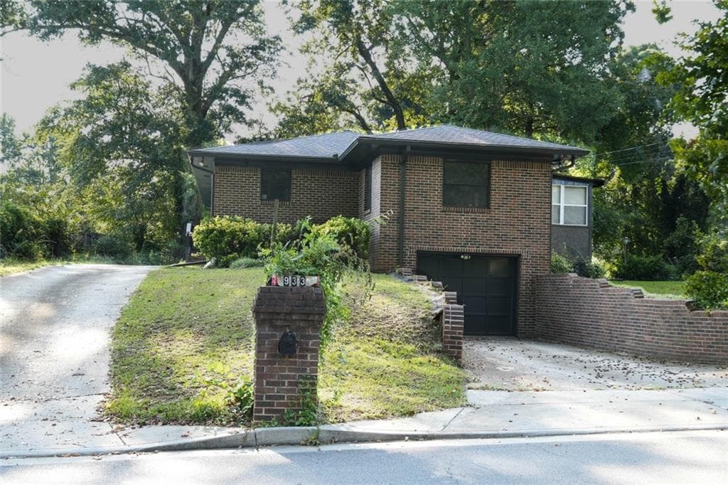 3 bedroom, 2 bathroom, 1,634 sq ft single family residence for sale at 933 Rowland Street, Clarkston, GA 30021