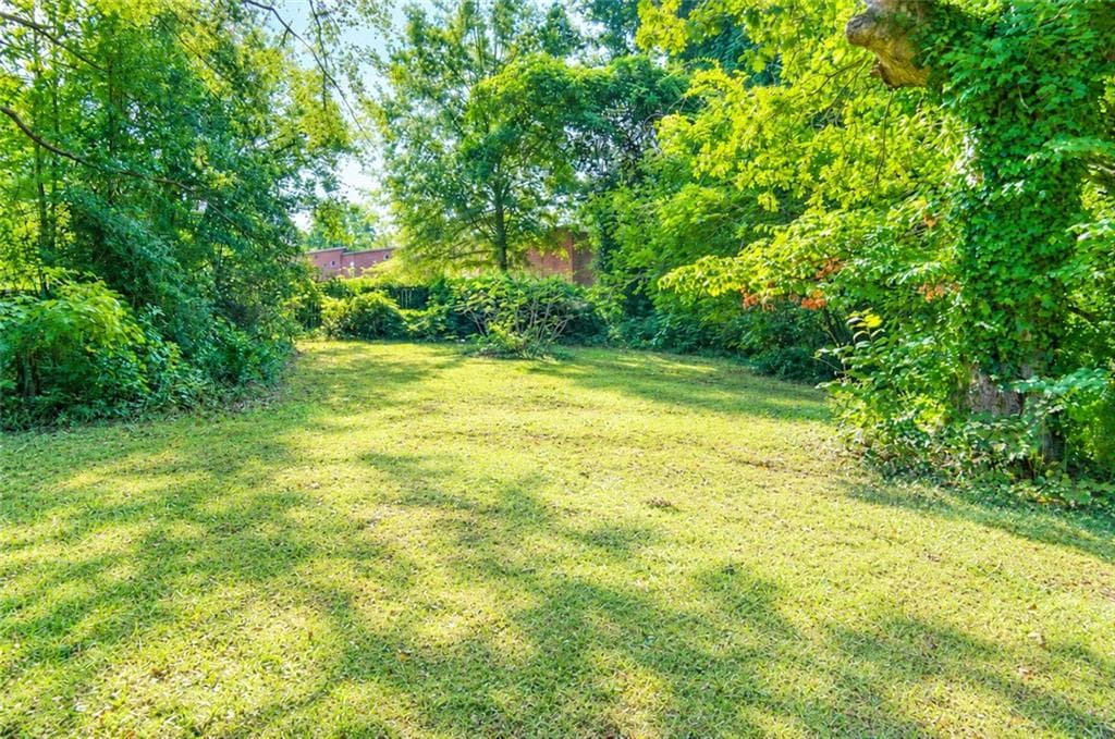 3 bedroom, 2 bathroom, 1,634 sq ft single family residence for sale at 933 Rowland Street, Clarkston, GA 30021 — photo 3