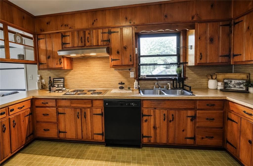 3 bedroom, 2 bathroom, 1,634 sq ft single family residence for sale at 933 Rowland Street, Clarkston, GA 30021 — photo 10