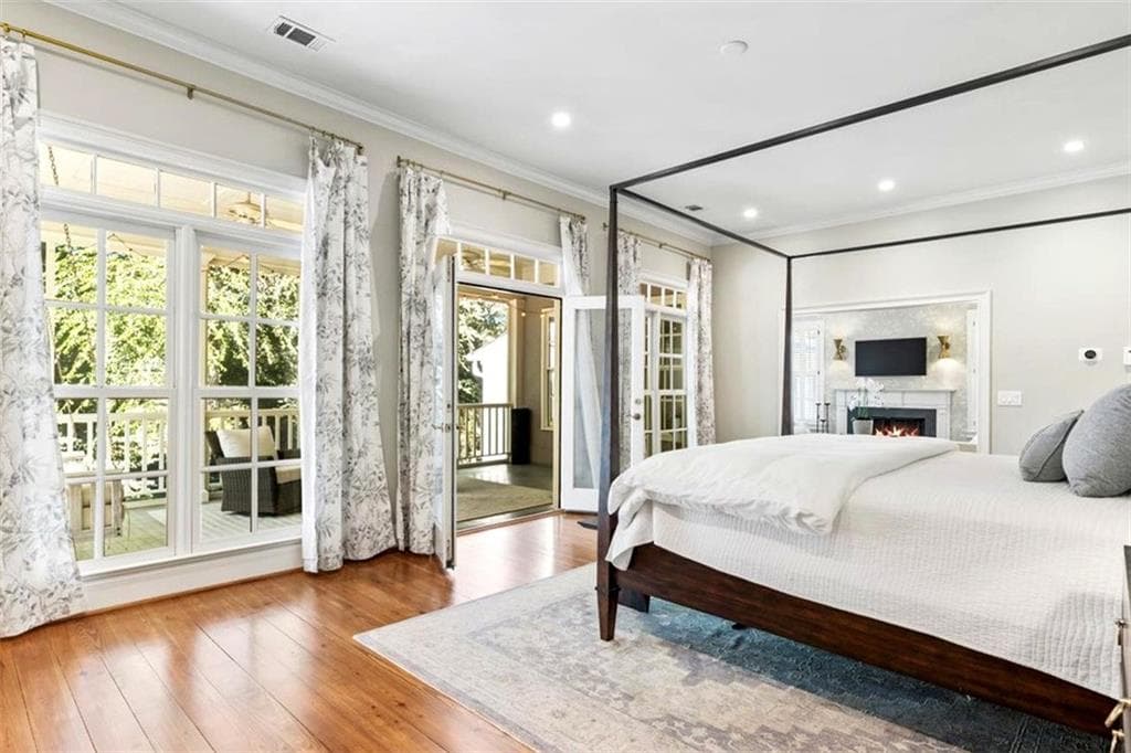 6 bedroom, 7 bathroom, 6,942 sq ft single family residence for sale at 3931 The Battery, Duluth, GA 30096 — photo 4
