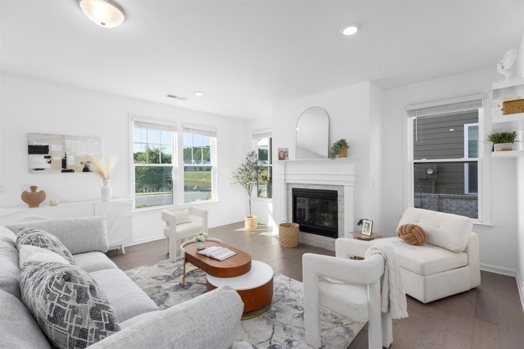 3 bedroom, 3 bathroom, 1,856 sq ft single family residence for sale at 4501 Encore Boulevard, Duluth, GA 30097 — photo 3