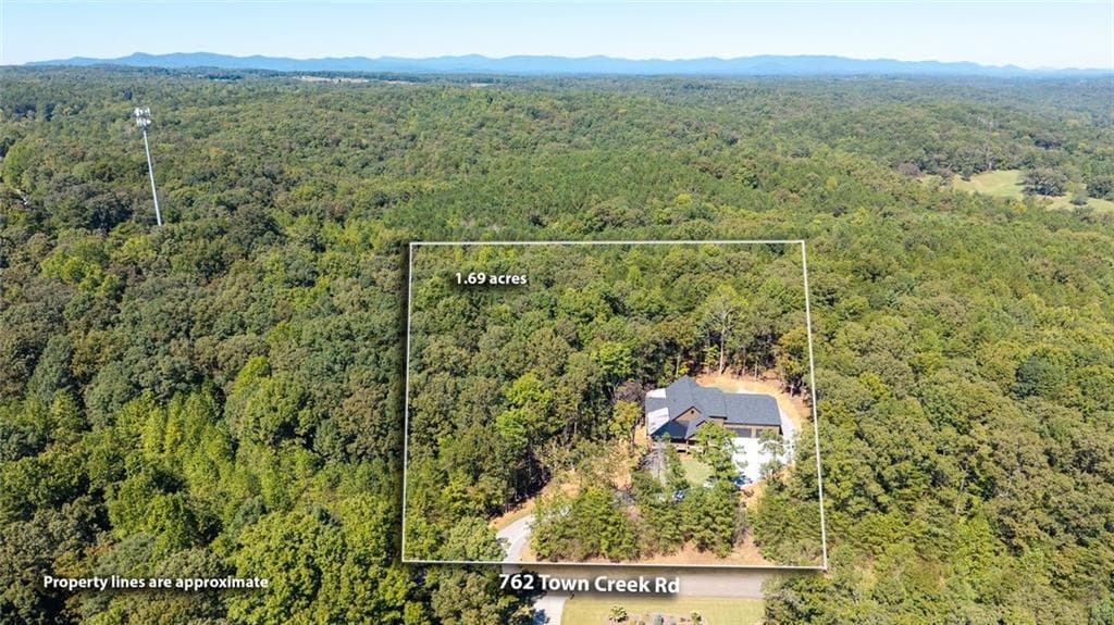 4 bedroom, 5 bathroom, 2,895 sq ft single family residence for sale at 762 Town Creek Road, Talking Rock, GA 30175 — photo 5