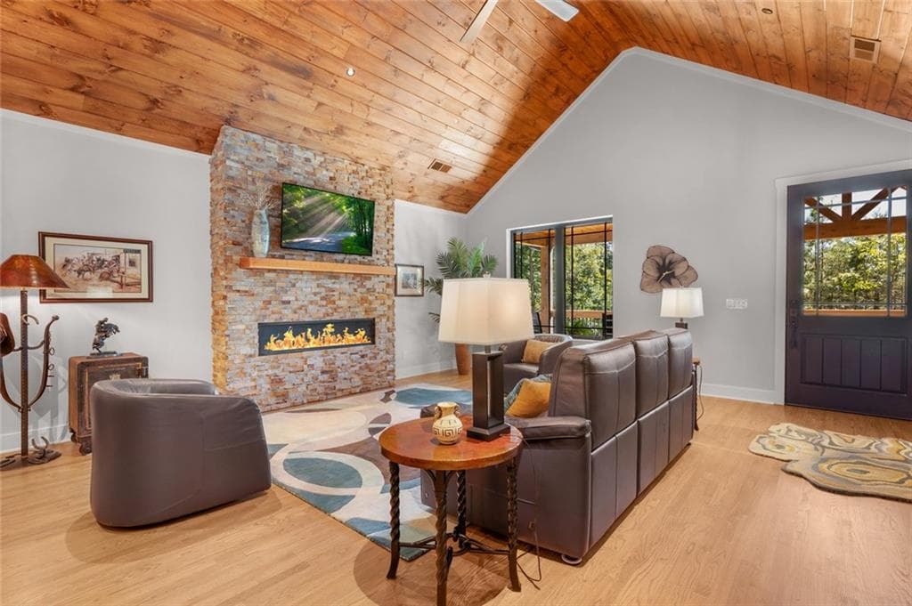 4 bedroom, 5 bathroom, 2,895 sq ft single family residence for sale at 762 Town Creek Road, Talking Rock, GA 30175 — photo 8