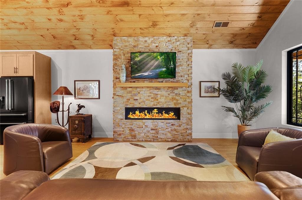 4 bedroom, 5 bathroom, 2,895 sq ft single family residence for sale at 762 Town Creek Road, Talking Rock, GA 30175 — photo 9