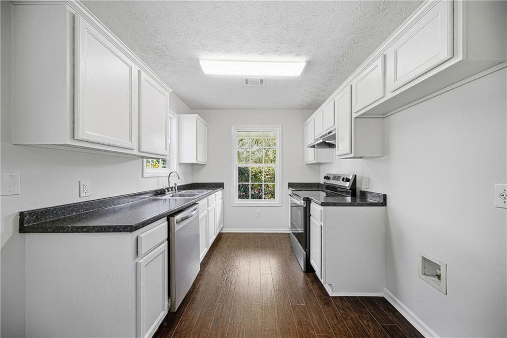 3 bedroom, 2 bathroom, 1,023 sq ft single family residence for sale at 330 Dreamland Court, Winder, GA 30680 — photo 8