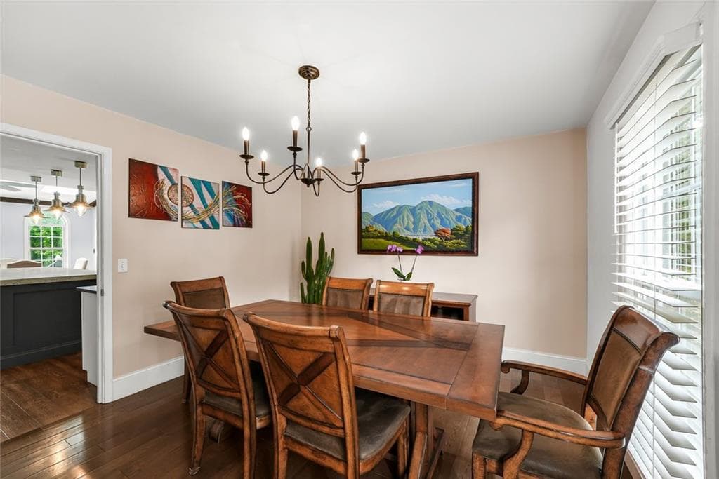 5 bedroom, 4 bathroom, 3,046 sq ft single family residence for sale at 2320 Brownstone Court, Marietta, GA 30062 — photo 8