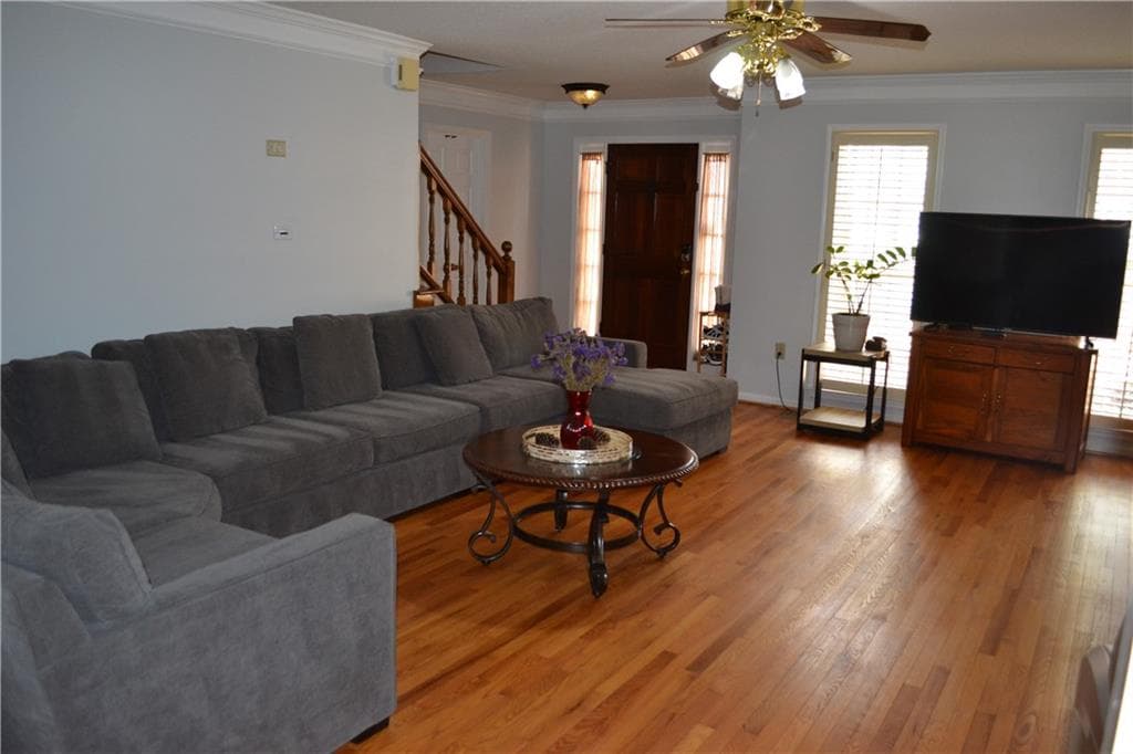 4 bedroom, 3 bathroom, 2,397 sq ft single family residence for rent at 1530 N Milford Creek Lane, Marietta, GA 30008 for $2,700 a month — photo 4