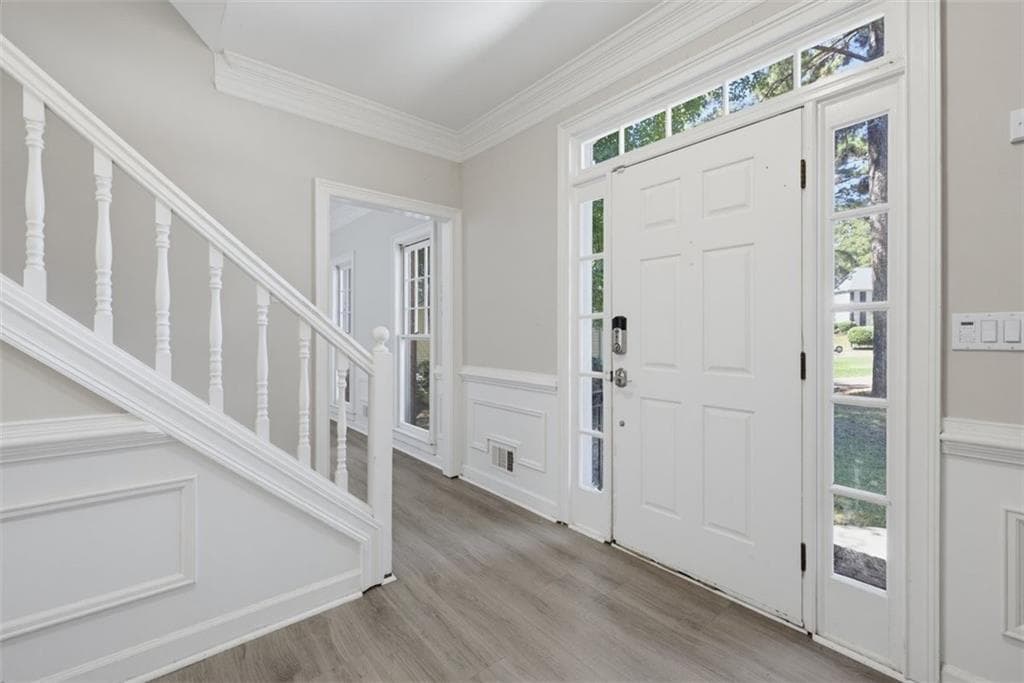 4 bedroom, 3 bathroom, 2,966 sq ft single family residence for sale at 2711 Lochraven Court, Snellville, GA 30039 — photo 5