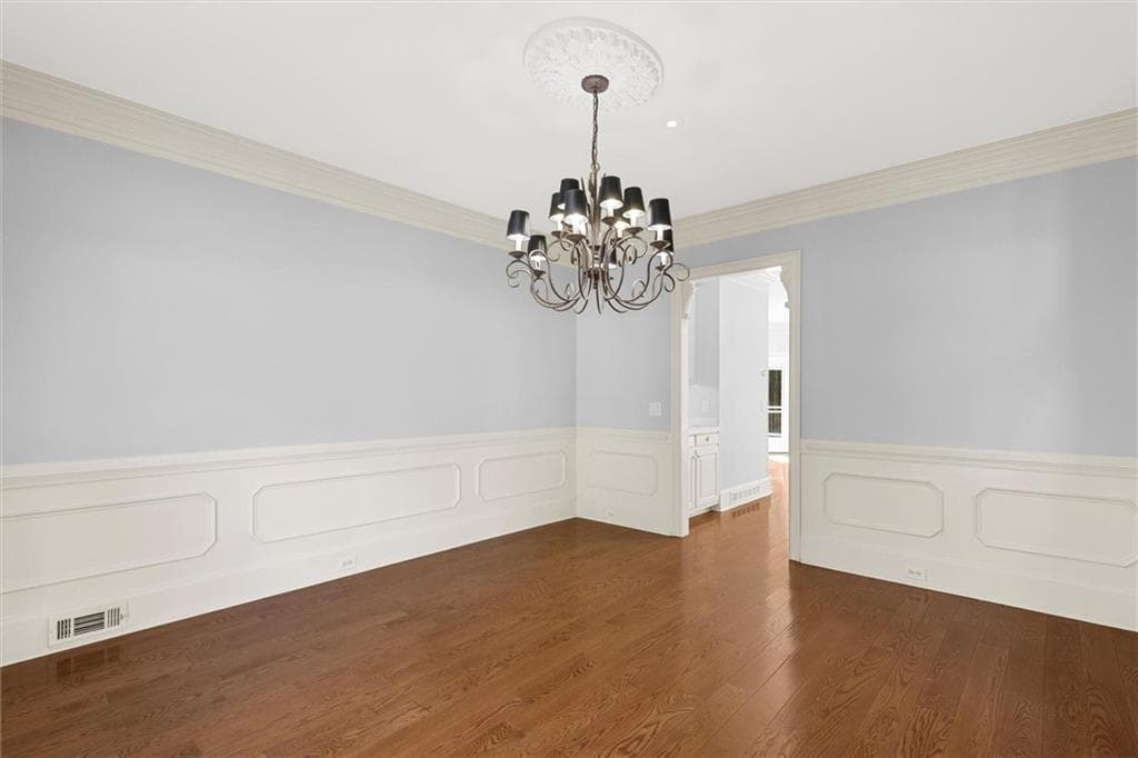 5 bedroom, 6 bathroom, 6,358 sq ft single family residence for sale at 1316 Annapolis Way, Grayson, GA 30017 — photo 9