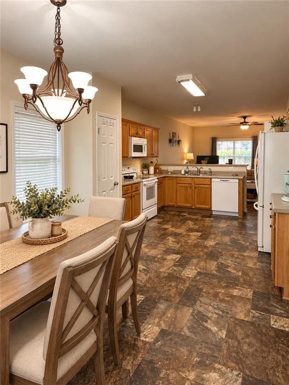 3 bedroom, 3 bathroom, 1,750 sq ft townhouse for sale at 255 Morgan Road D1, Carrollton, GA 30116 — photo 3