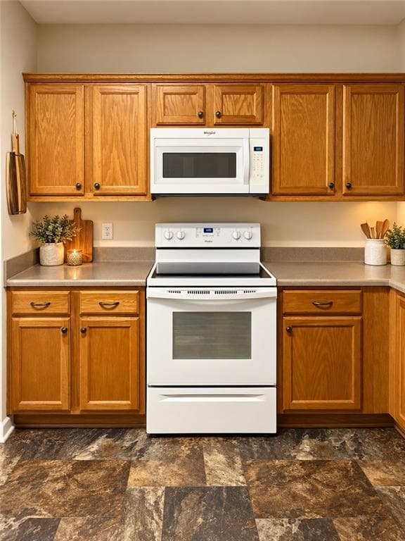 3 bedroom, 3 bathroom, 1,750 sq ft townhouse for sale at 255 Morgan Road D1, Carrollton, GA 30116 — photo 5