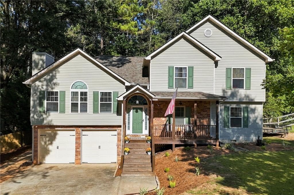 4 bedroom, 3 bathroom, 2,204 sq ft home for sale at 37 Jacobs Bend, Talking Rock, GA