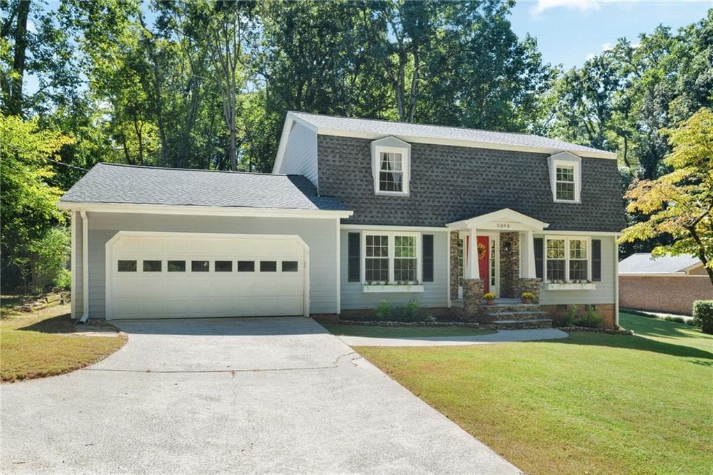 4 bedroom, 3 bathroom, 2,348 sq ft single family residence for sale at 5090 Larry Lane, Marietta, GA 30068 — photo 8