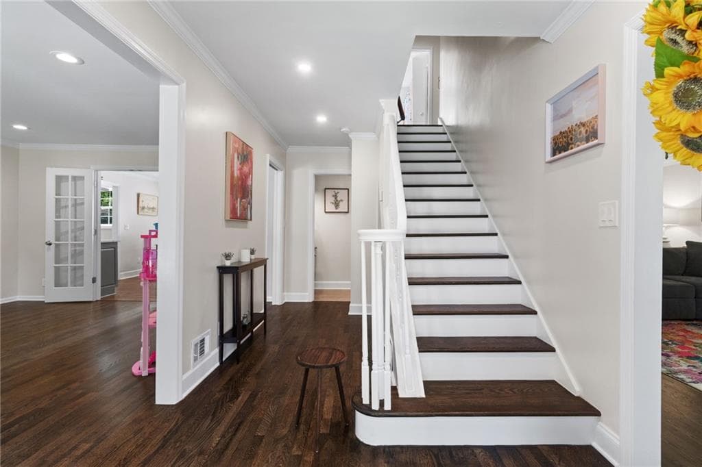 4 bedroom, 3 bathroom, 2,348 sq ft single family residence for sale at 5090 Larry Lane, Marietta, GA 30068 — photo 10