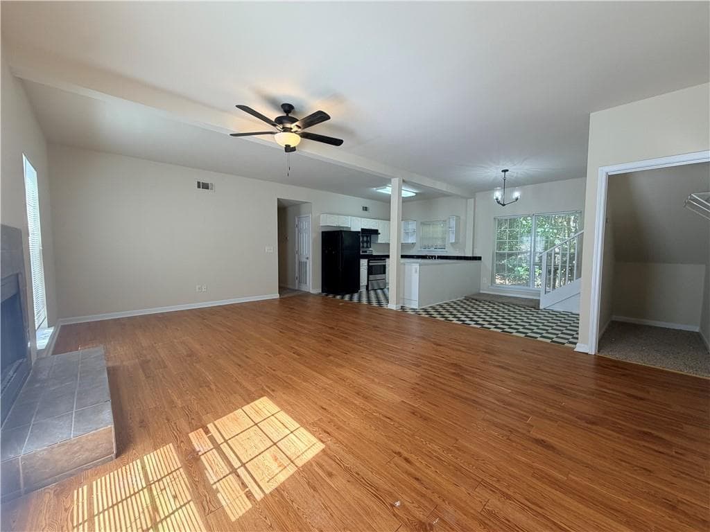 3 bedroom, 2 bathroom, 1,760 sq ft triplex for rent at 156 Red Bank Road, Alpharetta, GA 30004 for $2,000 a month — photo 2