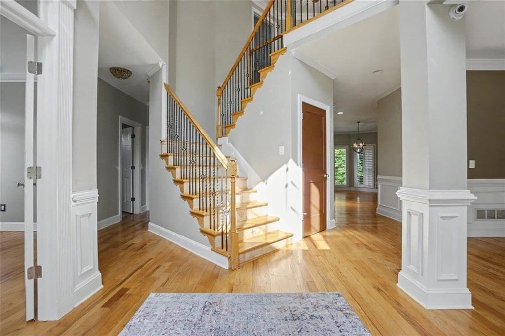 6 bedroom, 5 bathroom, 6,897 sq ft single family residence for sale at 211 Cedar Woods Way, Canton, GA 30114 — photo 4