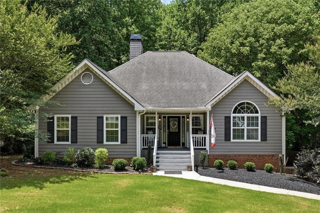 5 bedroom, 3 bathroom, 3,962 sq ft home for sale at 1835 Walker Ridge Drive, Marietta, GA