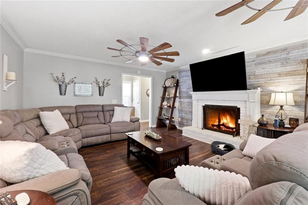 5 bedroom, 3 bathroom, 3,962 sq ft single family residence for sale at 1835 Walker Ridge Drive, Marietta, GA 30064 — photo 6