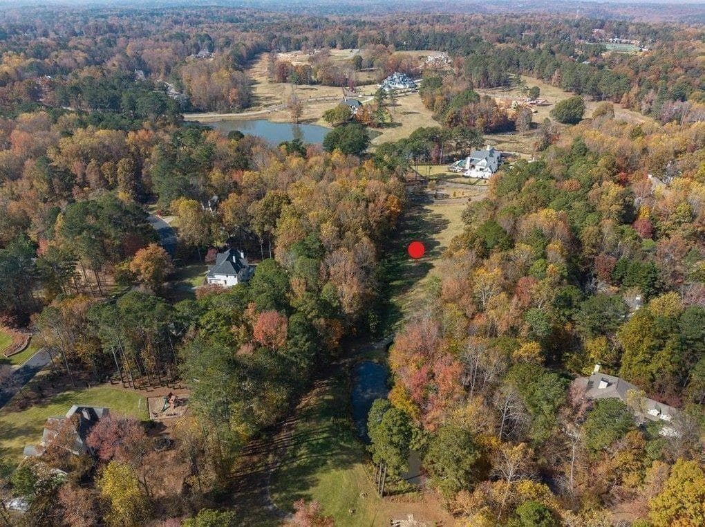 single family residence for sale at 330 Lakeshore Road, Milton, GA 30004 — photo 10