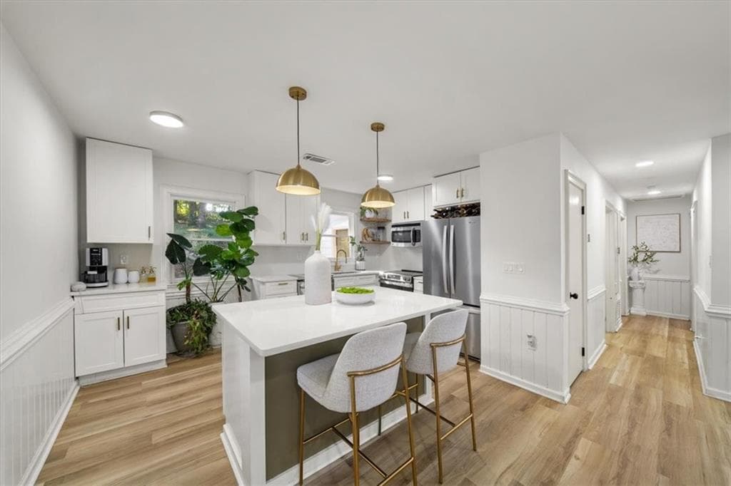 3 bedroom, 1 bathroom, 1,014 sq ft single family residence for sale at 881 Brighton Drive, Lawrenceville, GA 30043 — photo 6
