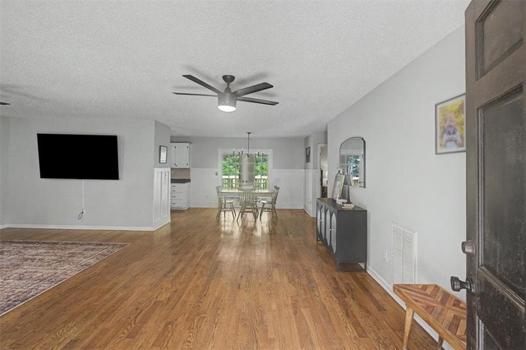 2 bedroom, 2 bathroom, 1,426 sq ft single family residence for sale at 611 Calloway Drive, Rockmart, GA 30153 — photo 5