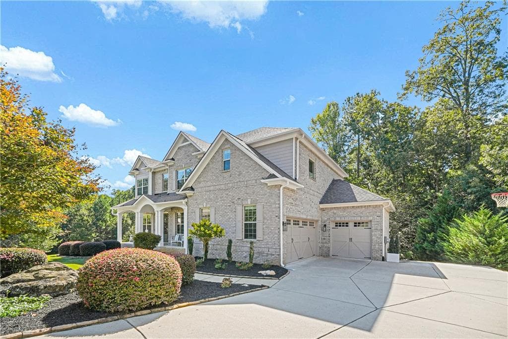 5 bedroom, 5 bathroom, 4,206 sq ft single family residence for sale at 2750 Cogburn Lane, Milton, GA 30004 — photo 2