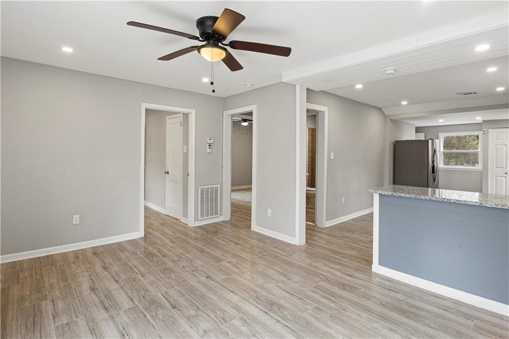 3 bedroom, 2 bathroom, 910 sq ft single family residence for sale at 2309 Carver Drive, Atlanta, GA 30314 — photo 4