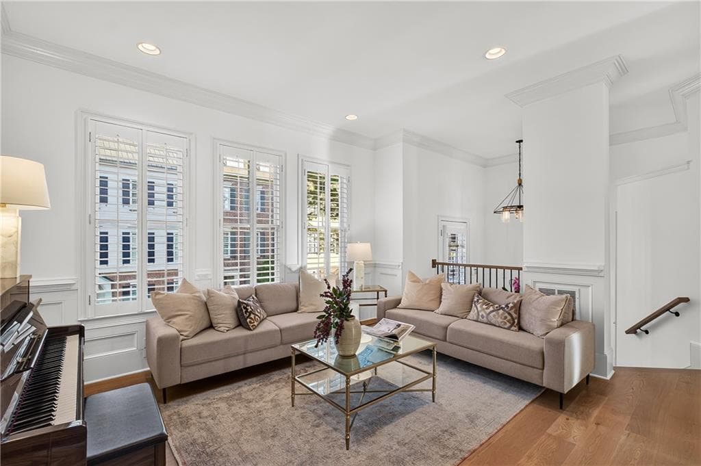 4 bedroom, 5 bathroom, 4,110 sq ft townhouse for sale at 4390 Bridgehaven Drive 11, Smyrna, GA 30080 — photo 9
