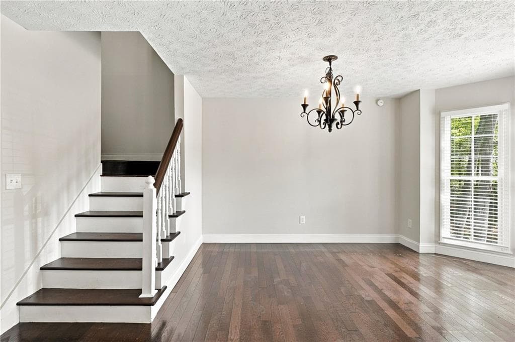 3 bedroom, 3 bathroom, 1,632 sq ft single family residence for sale at 41 Red Oak Circle, Dallas, GA 30157 — photo 6