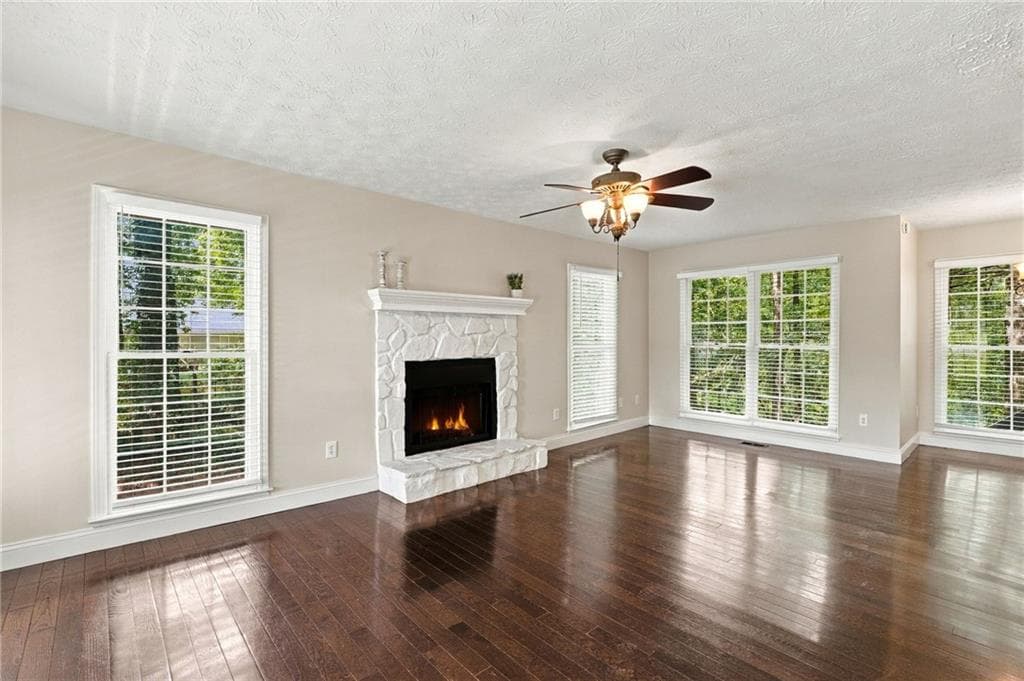 3 bedroom, 3 bathroom, 1,632 sq ft single family residence for sale at 41 Red Oak Circle, Dallas, GA 30157 — photo 8