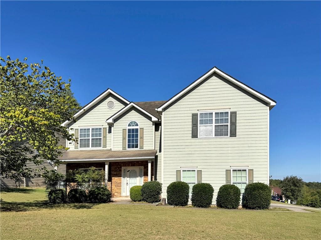 4 bedroom, 3 bathroom, 2,410 sq ft single family residence for rent at 1215 Grey Rock Way, Suwanee, GA 30024 for $2,600 a month — photo 2