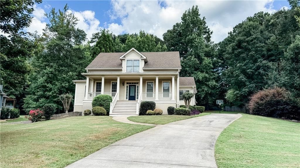 5 bedroom, 5 bathroom, 4,733 sq ft single family residence for sale at 117 Tullamore Trail, Tyrone, GA 30290