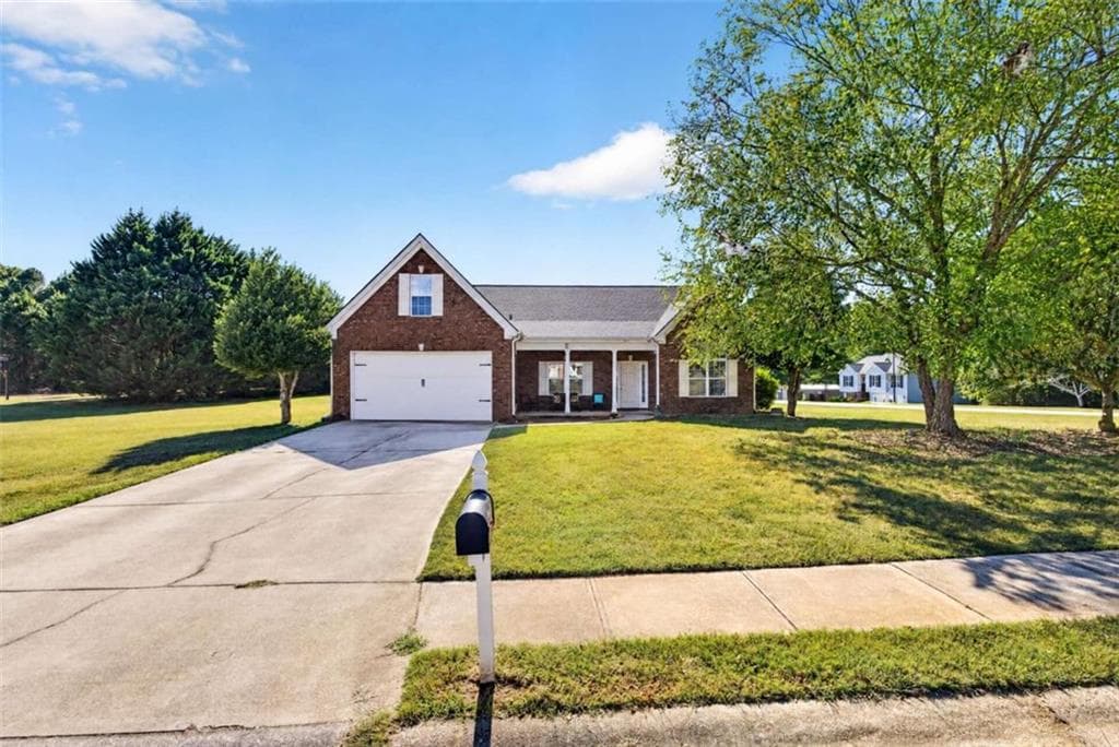4 bedroom, 2 bathroom, 2,049 sq ft single family residence for sale at 24 Feldspar Drive, Jefferson, GA 30549 — photo 3