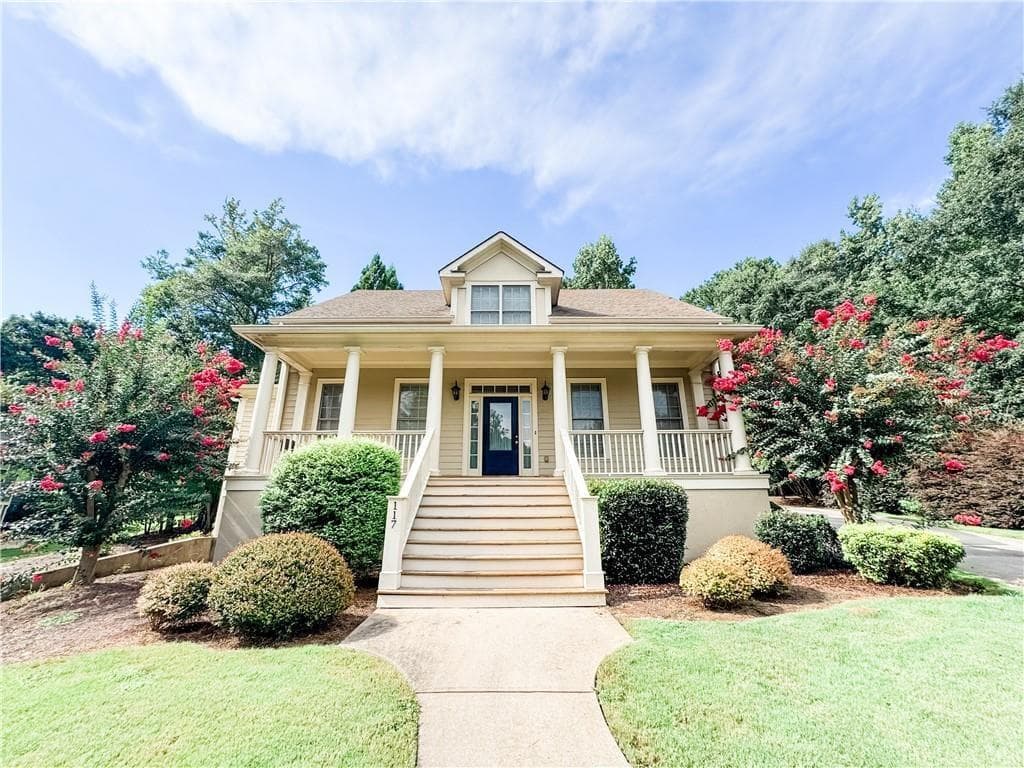 5 bedroom, 5 bathroom, 4,733 sq ft single family residence for sale at 117 Tullamore Trail, Tyrone, GA 30290 — photo 2